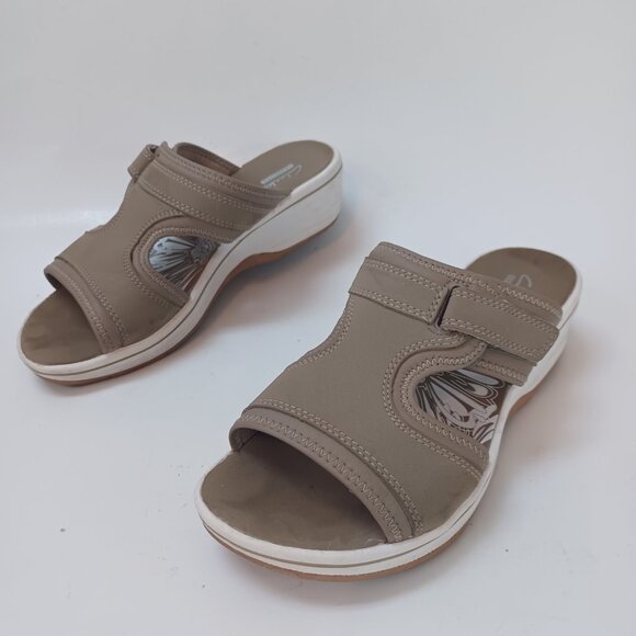 Clarks Collection Sandals Neutral Tan Comfort Wedge Slip On Adjustable Womens 7M - Picture 7 of 16